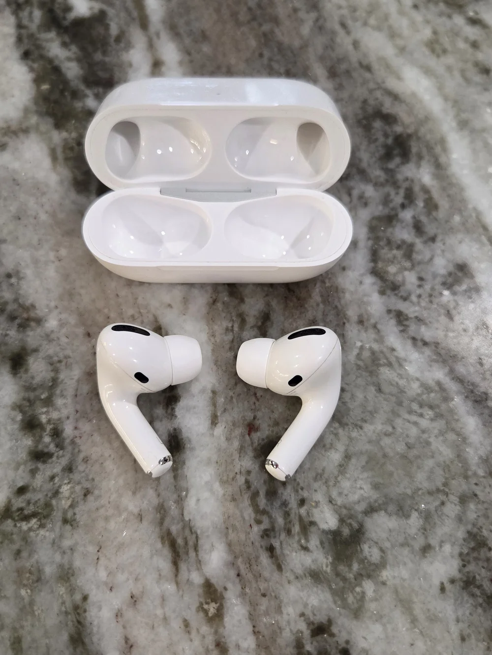 Wireless True Wireless Earbuds with Charging Case - White
